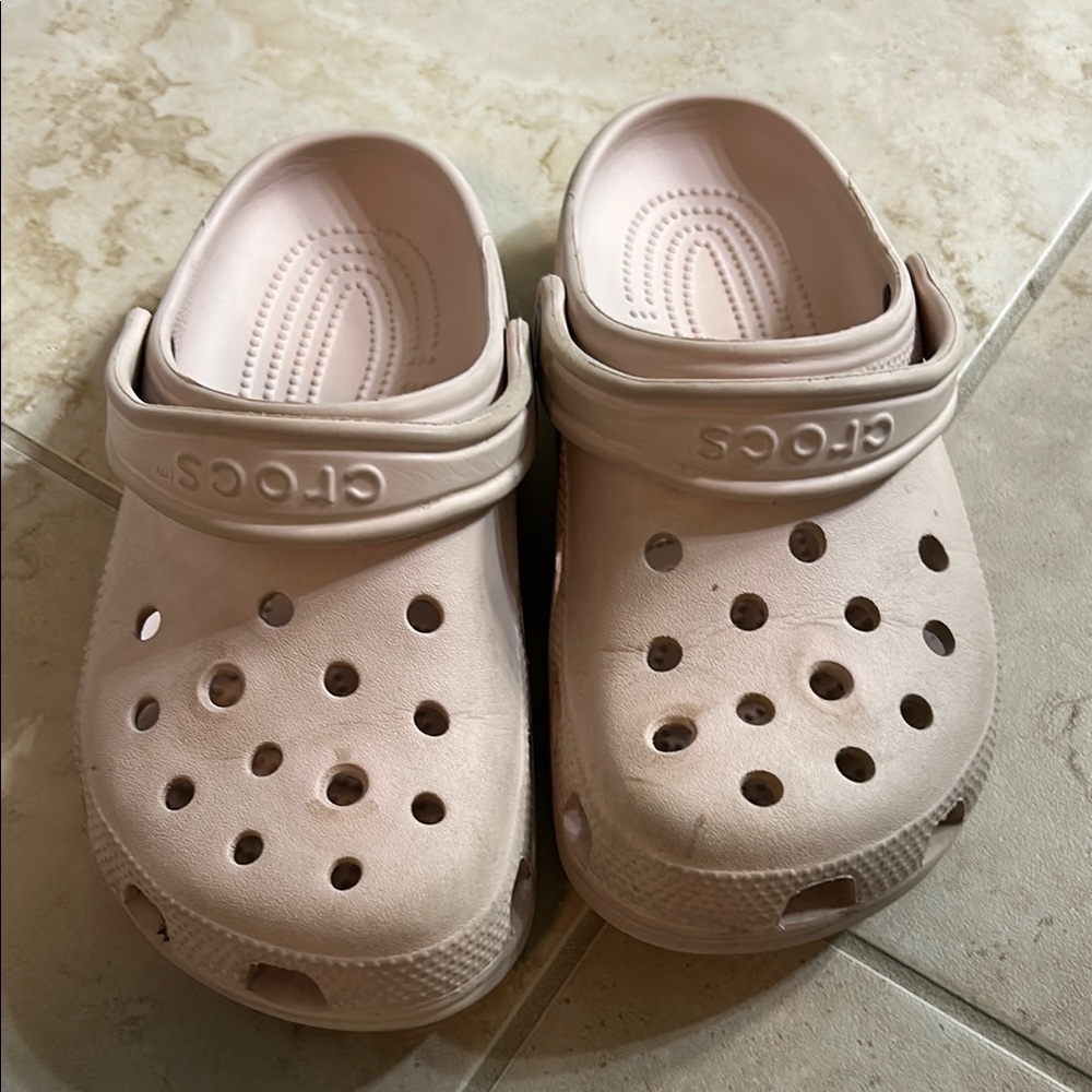 Light pink Crocs